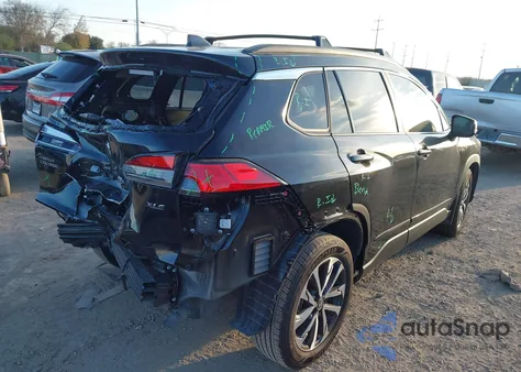 2025 Toyota Corolla Cross Xle z USA, uszkodzony, nr VIN 7MUDAAAG6SV134968